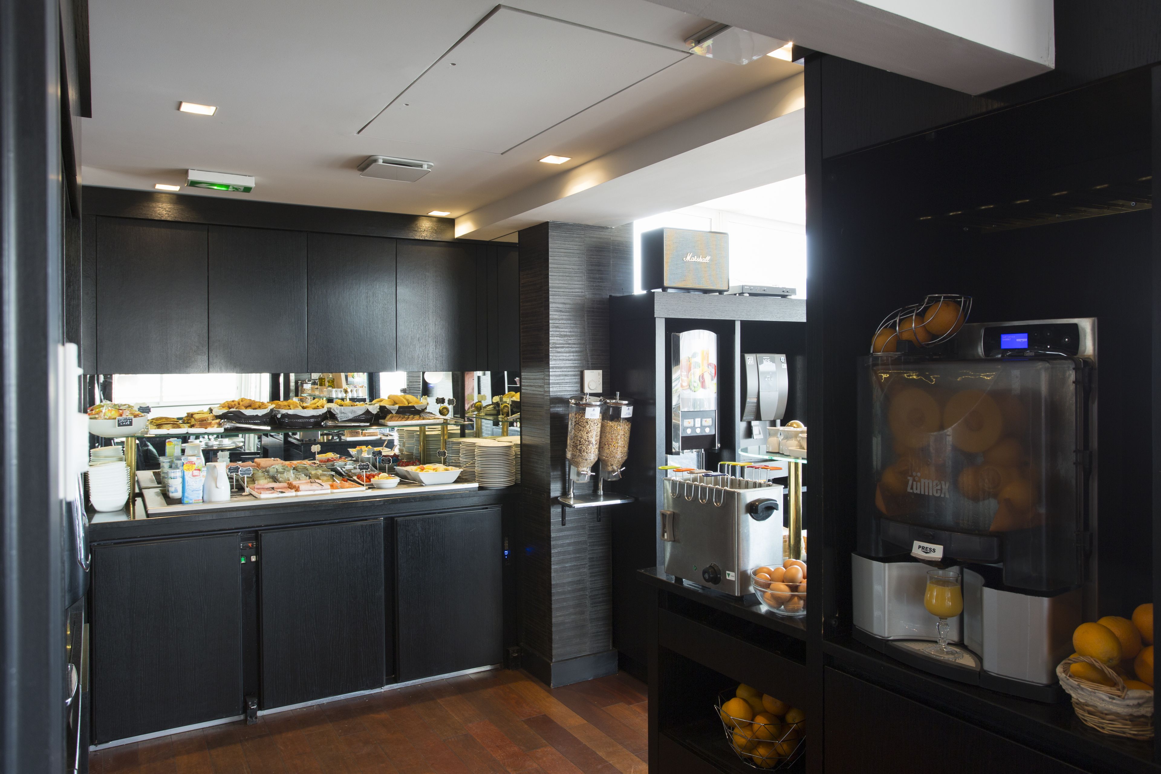 daily buffet breakfast (eur 17 per person)