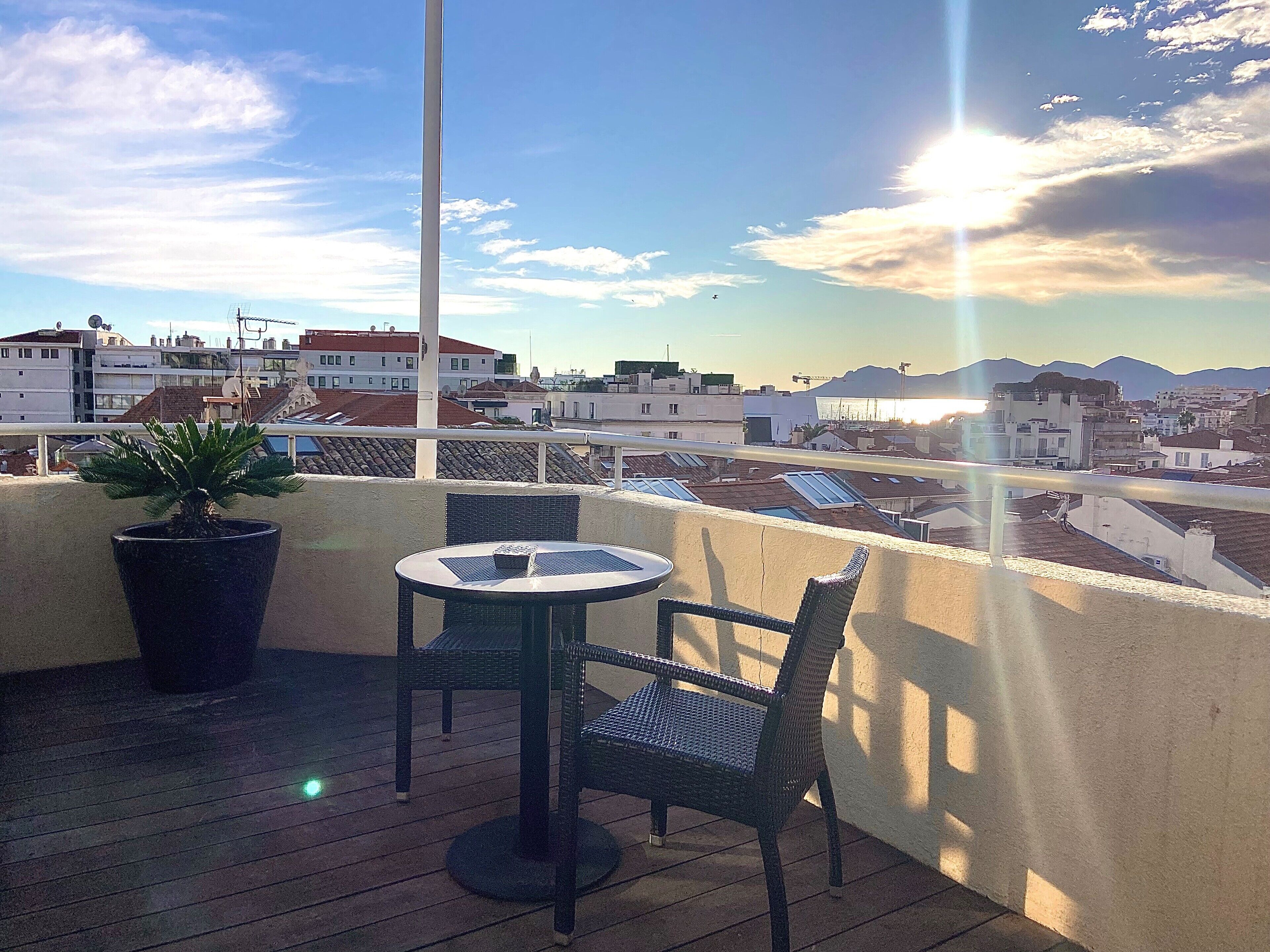 Suite | Minibar, safe på rommet, lydisolert og strykejern/-brett