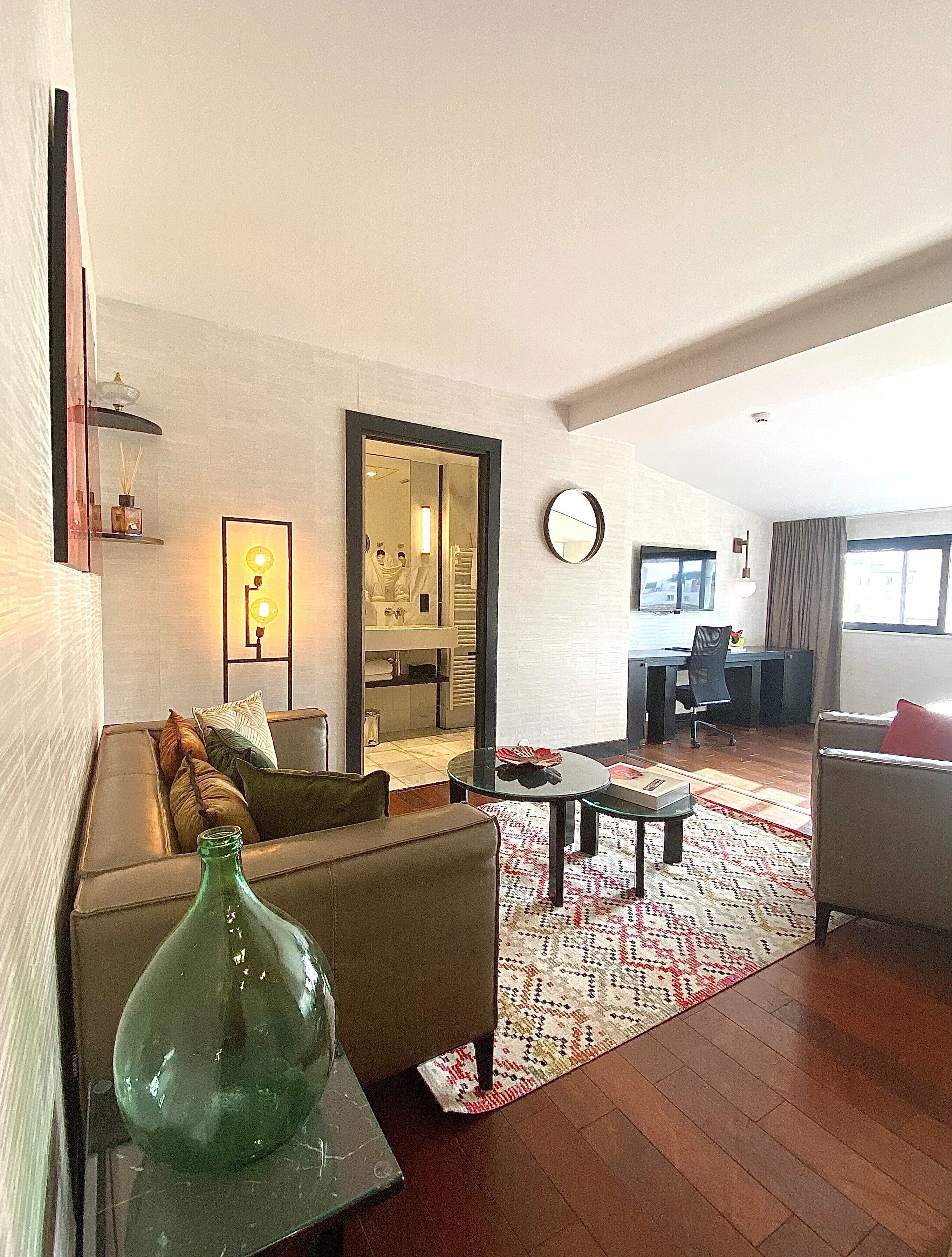 Junior Suite | Minibar, Zimmersafe, schallisolierte Zimmer, Bügeleisen/Bügelbrett