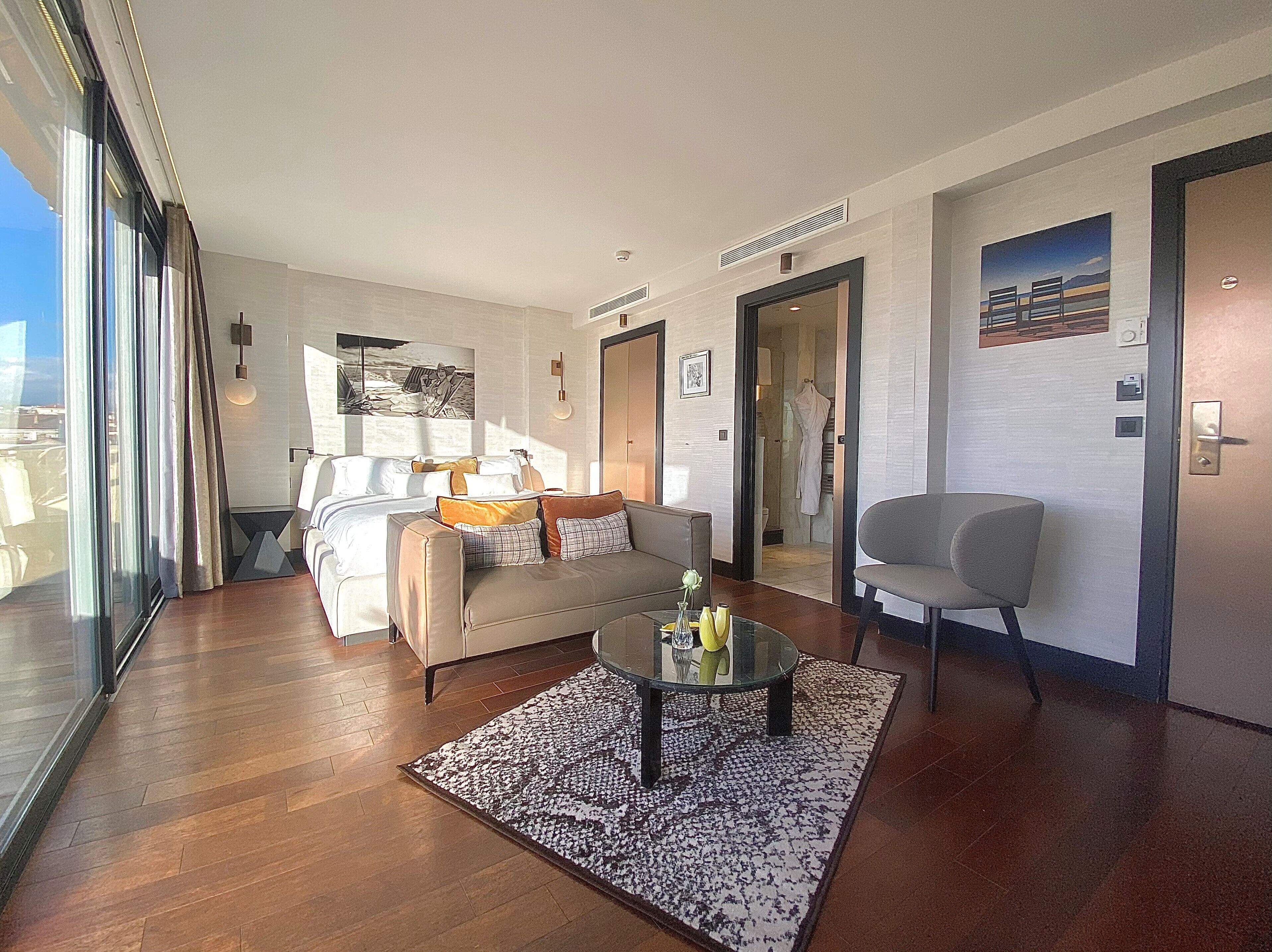 Foto - Hôtel Cannes Centre Univers