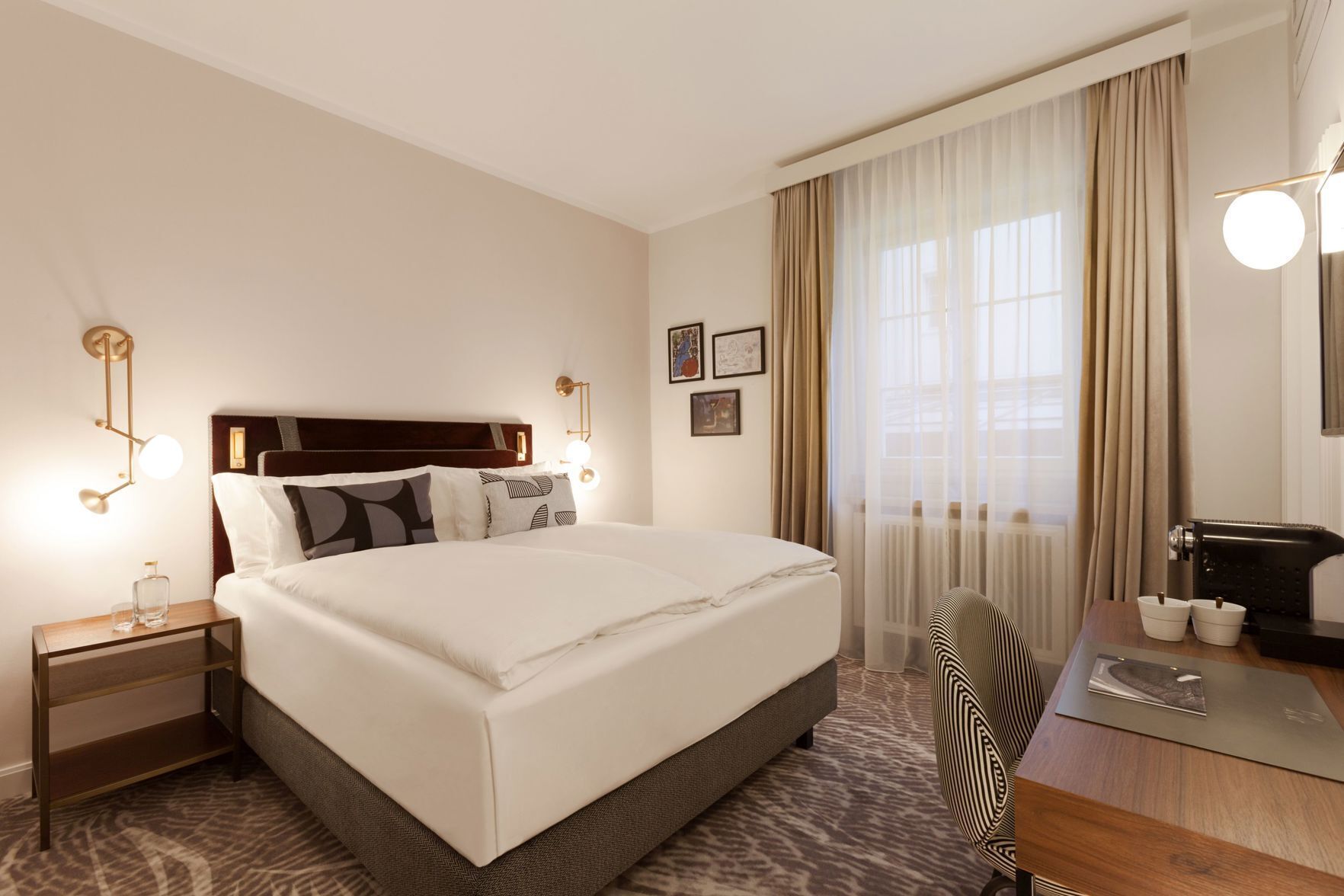 Premium bedding, in-room safe, desk, blackout curtains