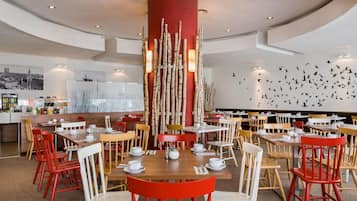 Daily buffet breakfast (EUR 14 per person)