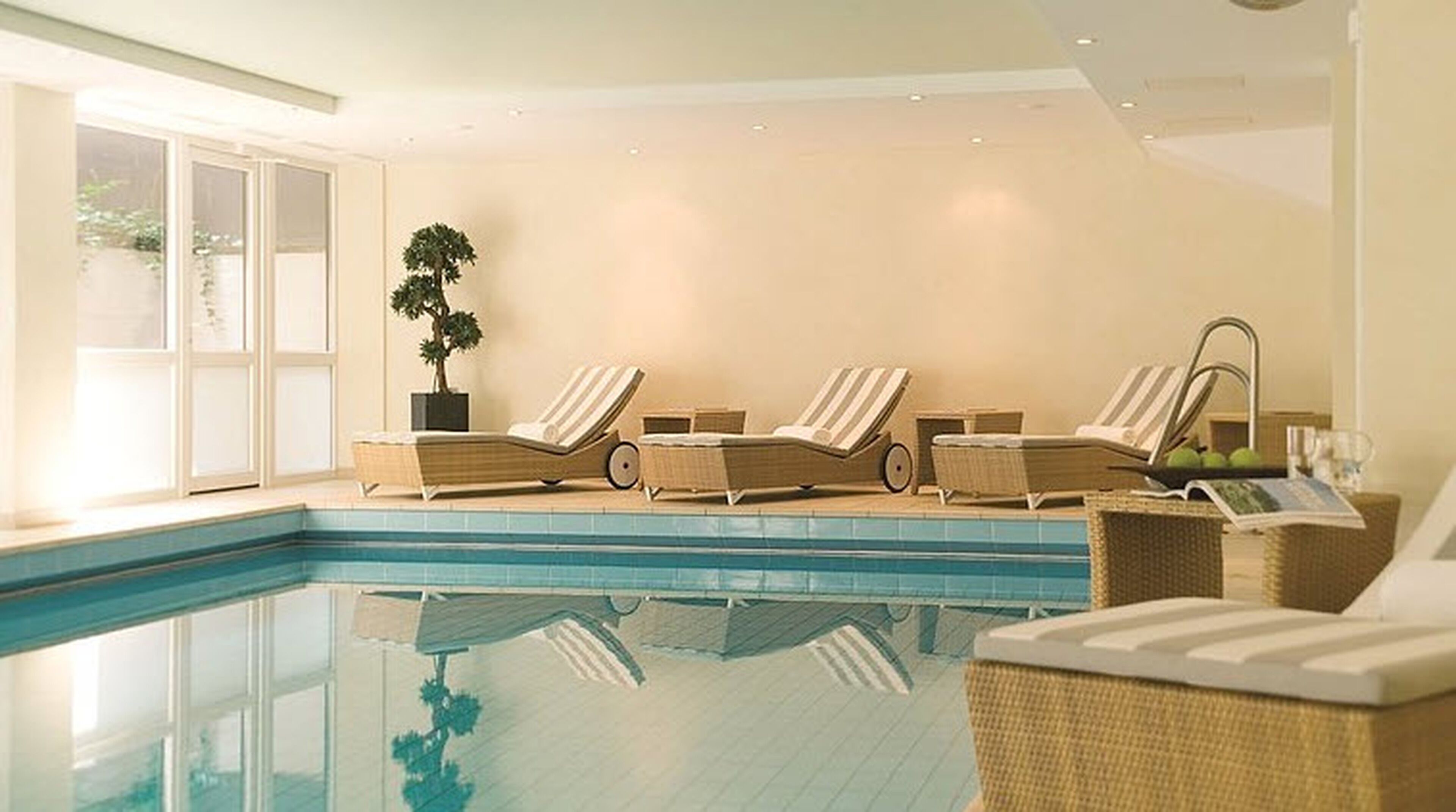 couples treatment room(s), body treatments, body wraps, body scrubs