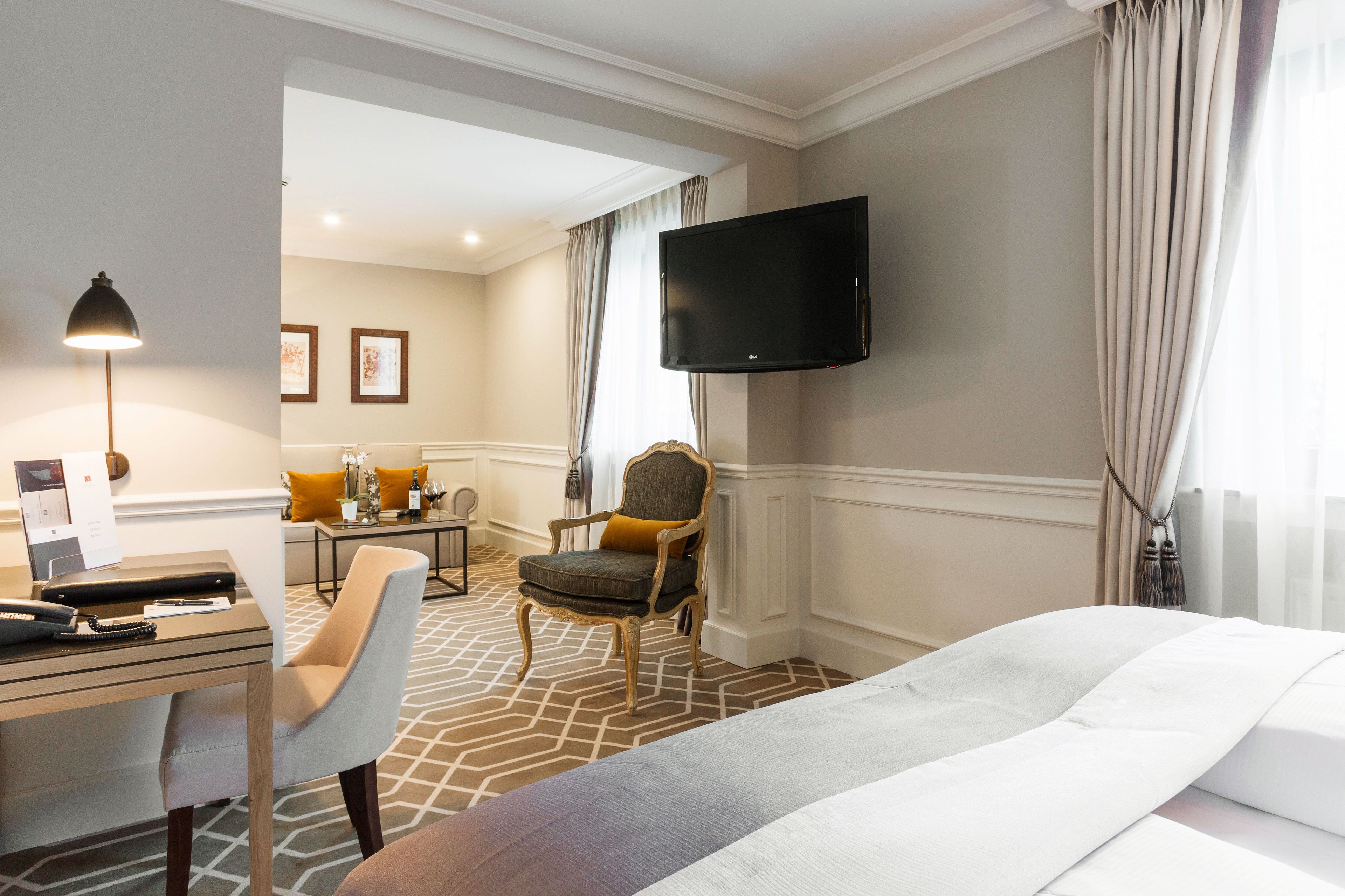 executive double room | premium bedding, down duvets, minibar, in-room safe