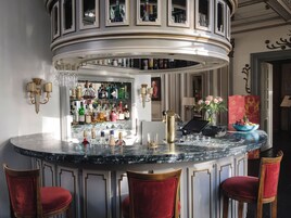 Bar (en la propiedad)