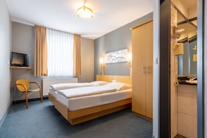 Double or Twin Room | Premium bedding, blackout drapes, iron/ironing board, free WiFi