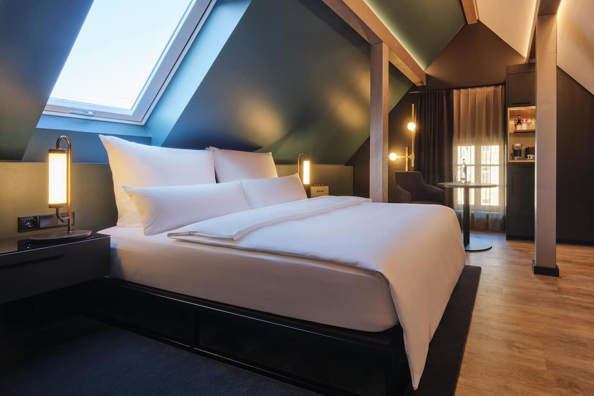 Hypo-allergenic bedding, memory-foam beds, in-room safe