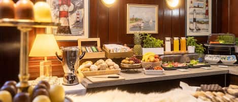 Daily buffet breakfast (EUR 10 per person)