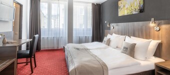 Hotel Leonet