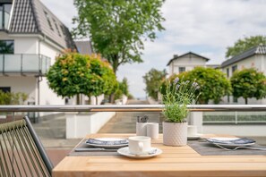 Terrace/patio - Hotel Yachtclub (Timmendorfer Strand)