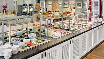 Daily buffet breakfast (EUR 15.00 per person)