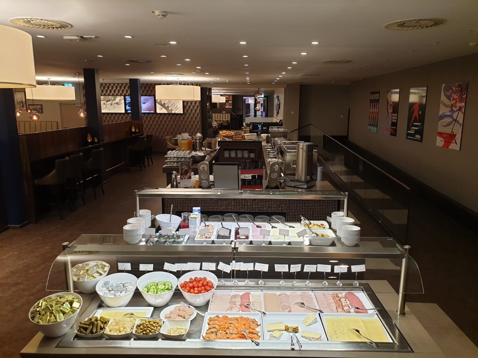daily buffet breakfast (eur 21 per person)