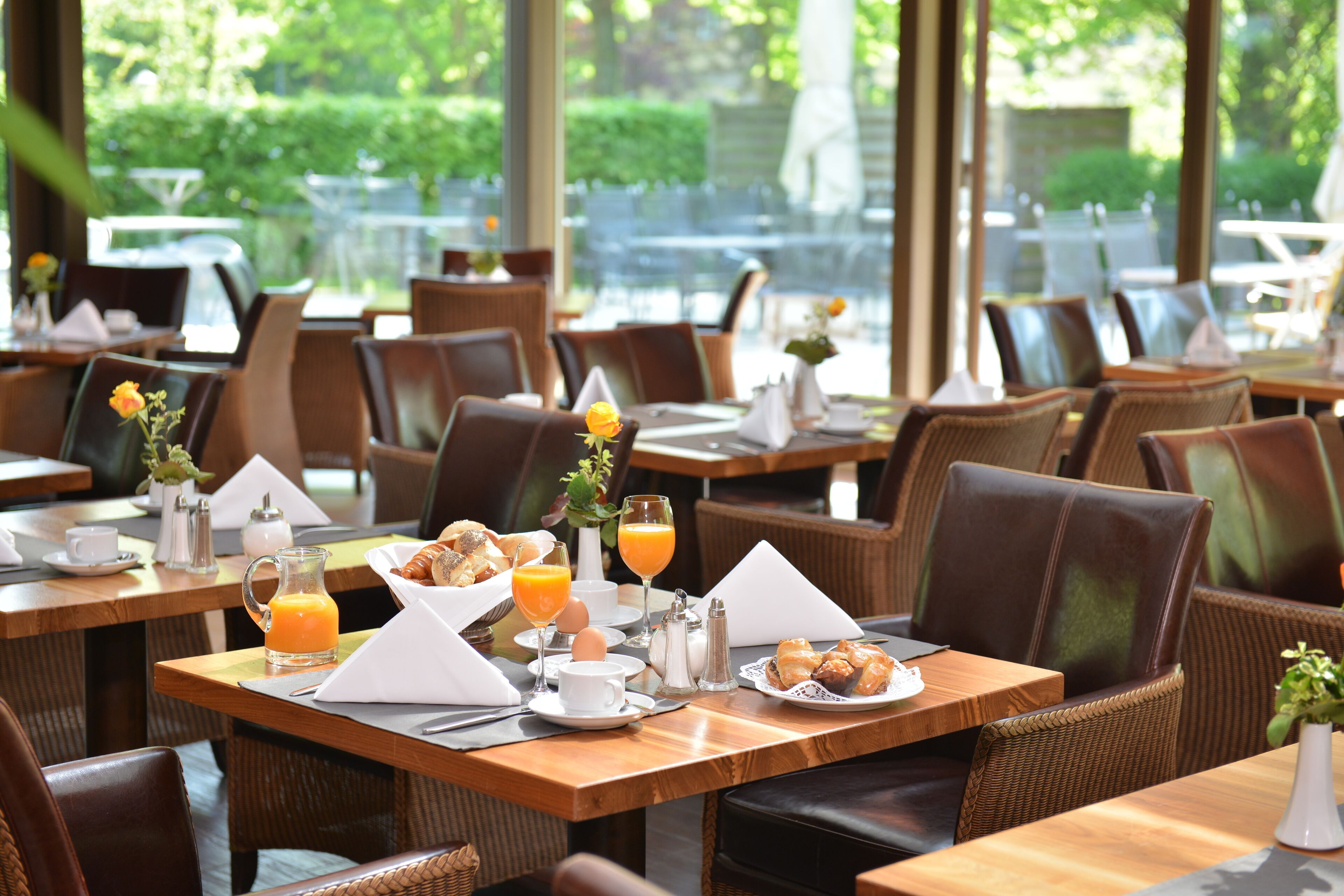 Frokostbuffé hver dag (EUR 24 per person)