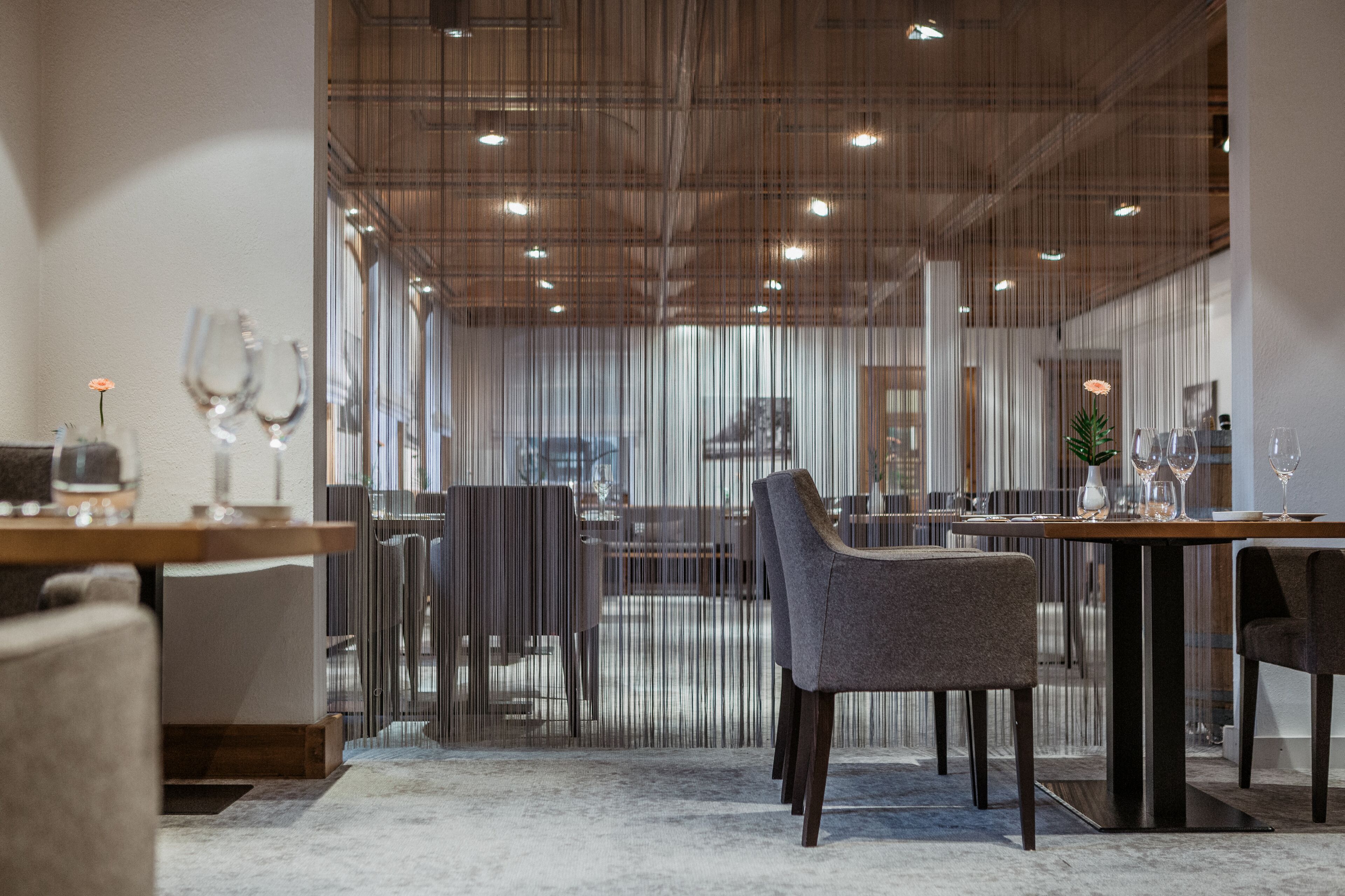 2 restaurants, lunch, dinner served; modern european cuisine