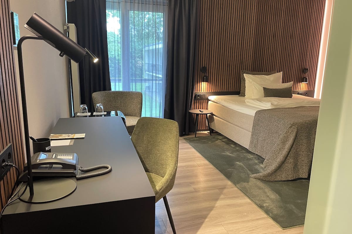 comfort double room | 1 bedroom, egyptian cotton sheets, premium bedding, pillow-top beds