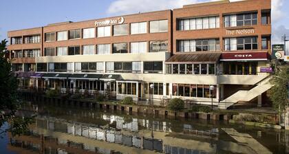 Premier Inn Norwich Nelson City Centre