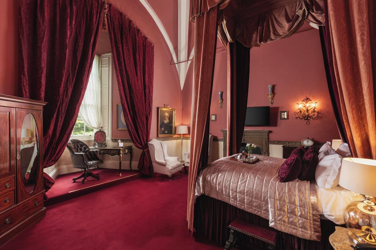 The King James Suite | 1 slaapkamer, een kluis op de kamer, een strijkplank/strijkijzer