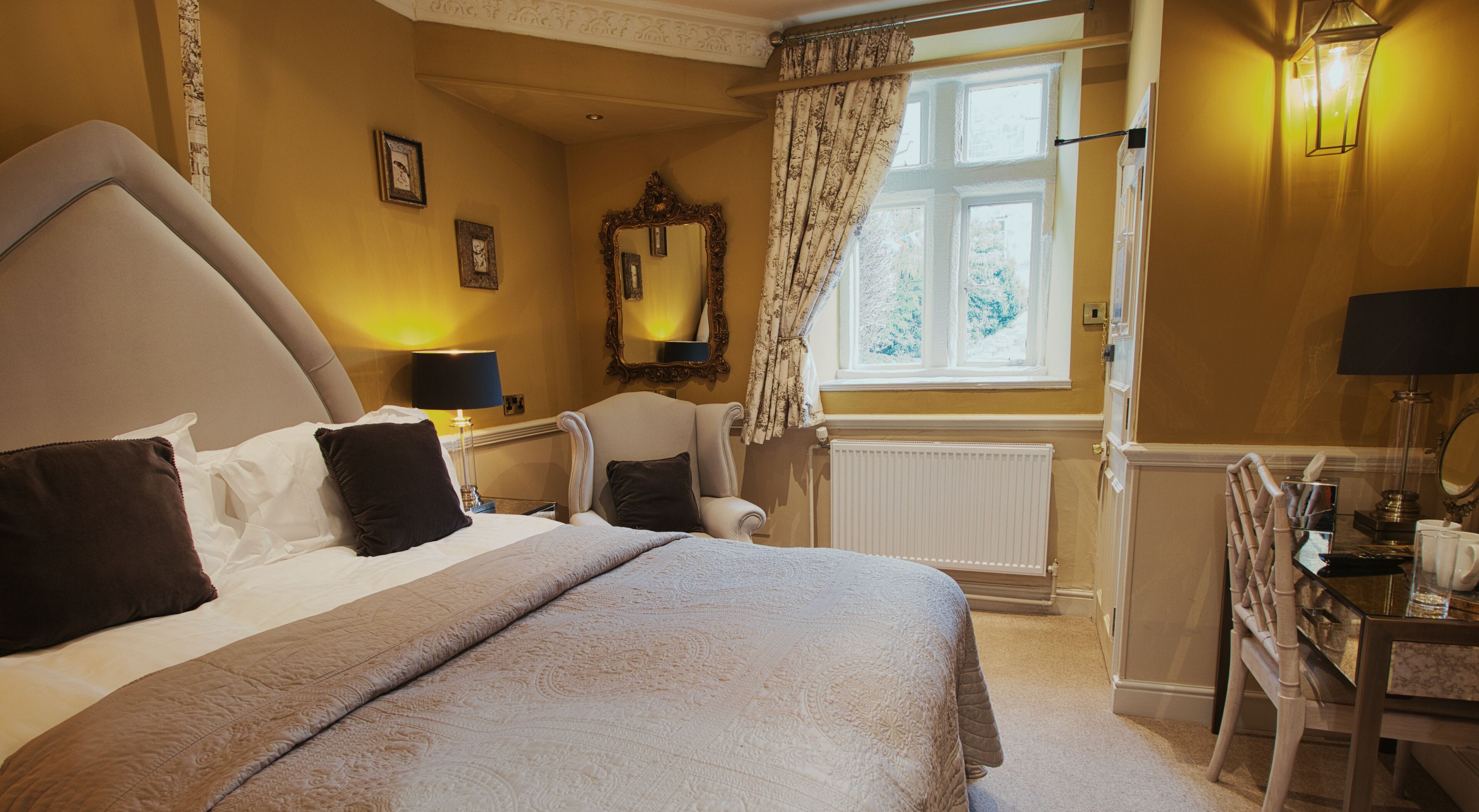 courtyard classic room | 1 bedroom, in-room safe, iron/ironing board, free wifi