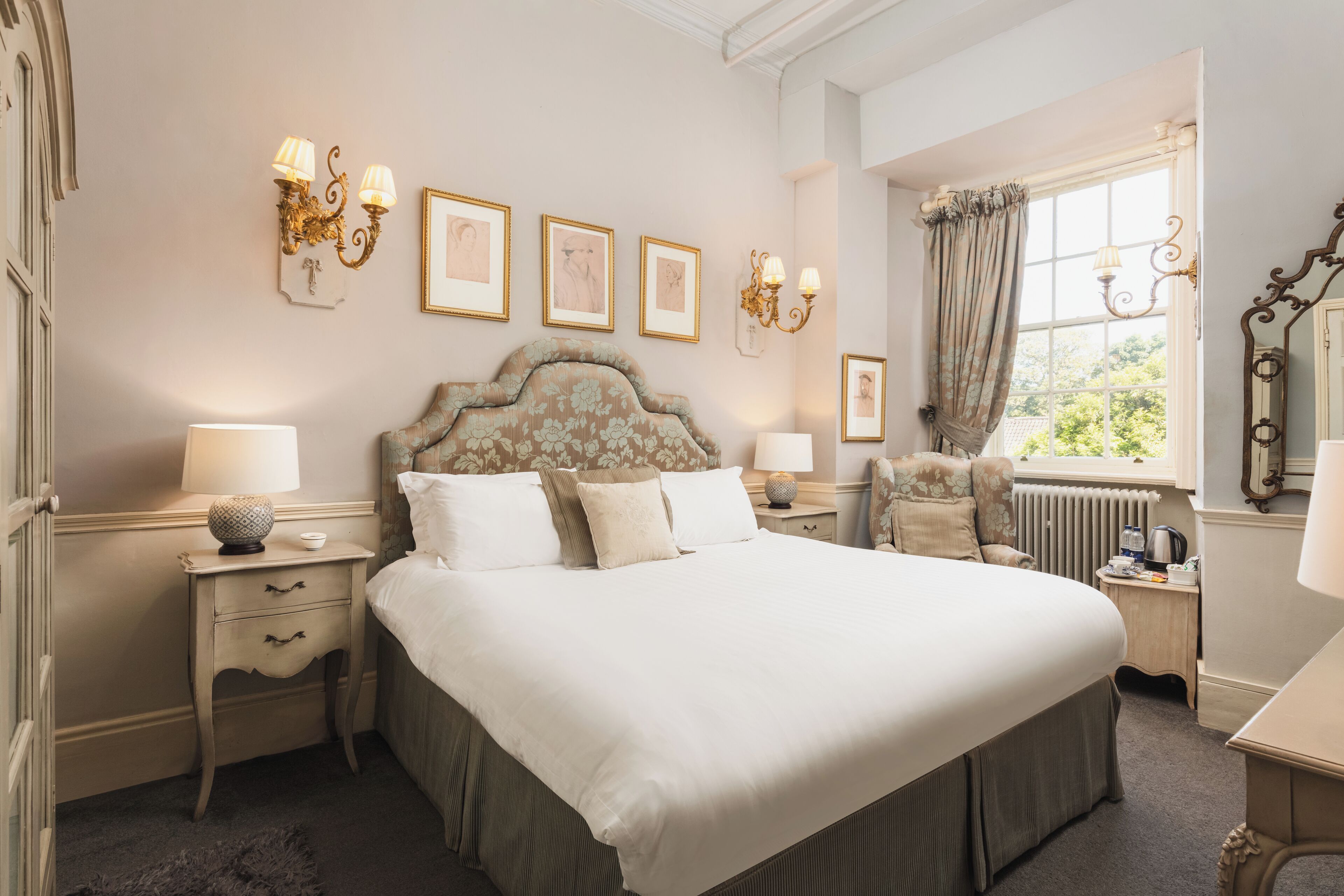 Superior-Doppelzimmer (Castle Superior) | Zimmersafe, Bügeleisen/Bügelbrett, kostenloses WLAN, Bettwäsche