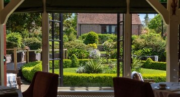 Se sirven desayunos, almuerzos y cenas