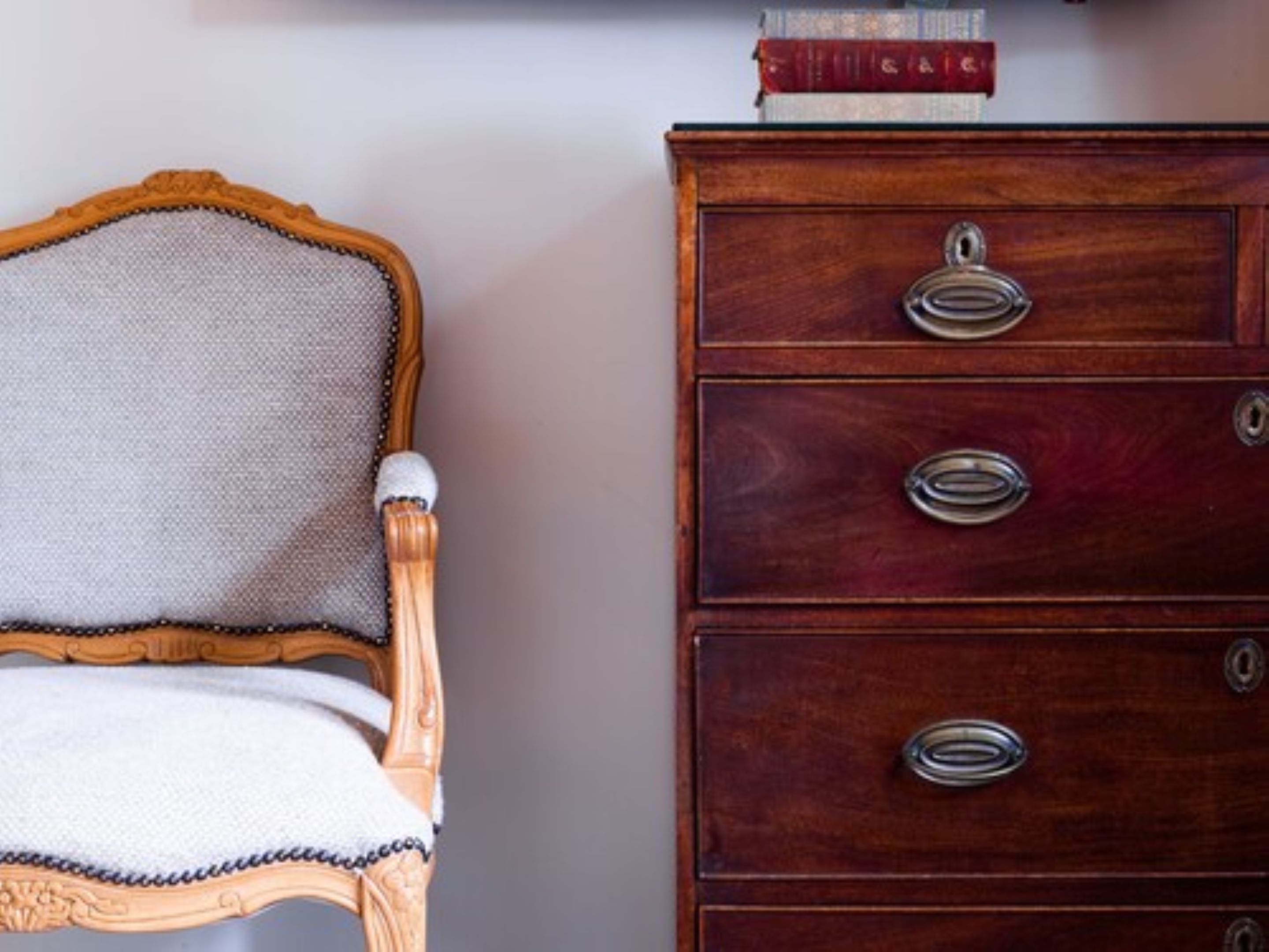 individually decorated, individually furnished, desk, free wifi