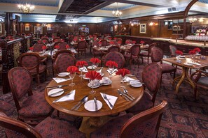 Breakfast and dinner served - Savoy Blackpool Hotel (Blackpool)