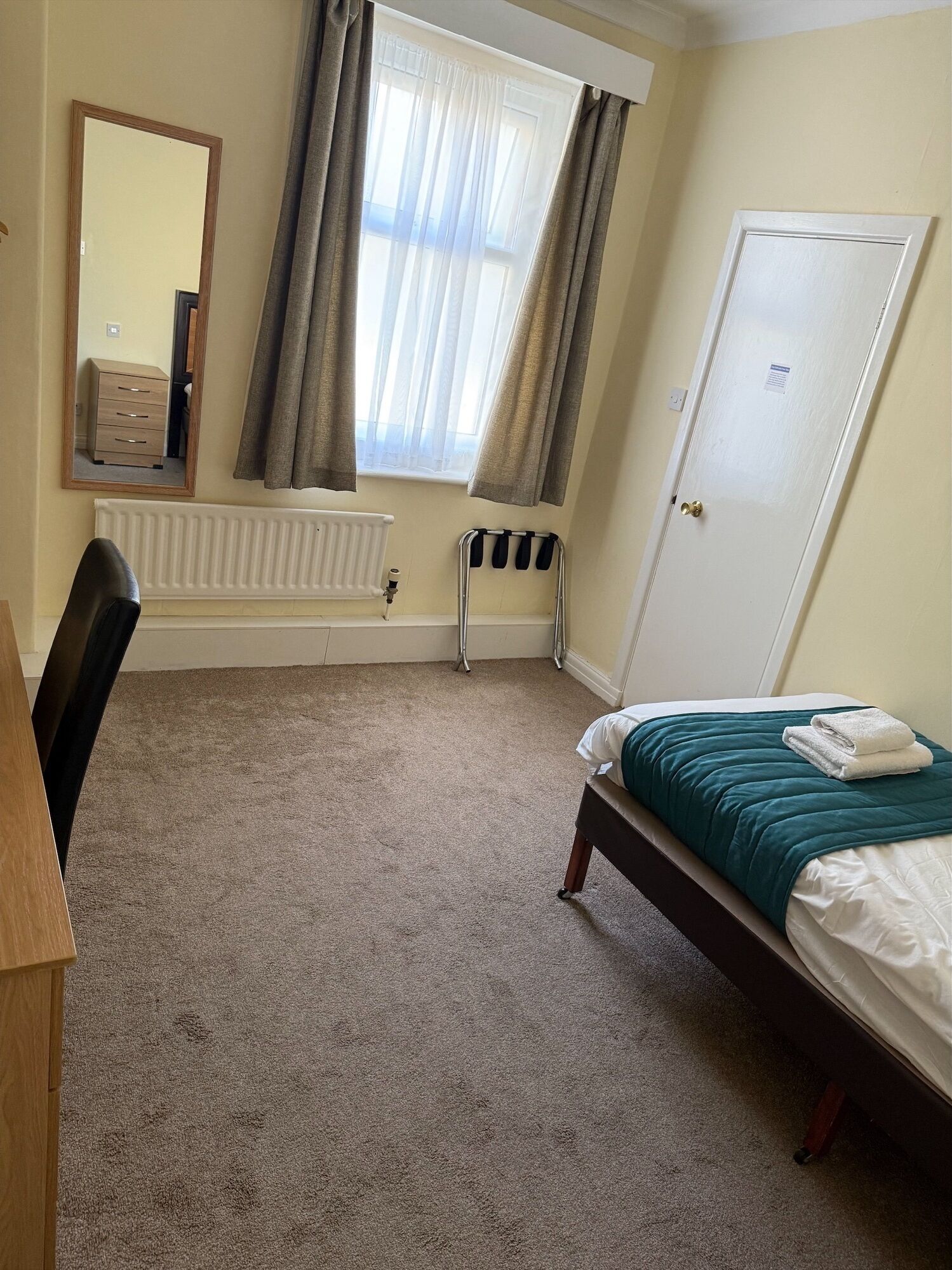 In-room safe, desk, iron/ironing board (on request), WiFi (free)