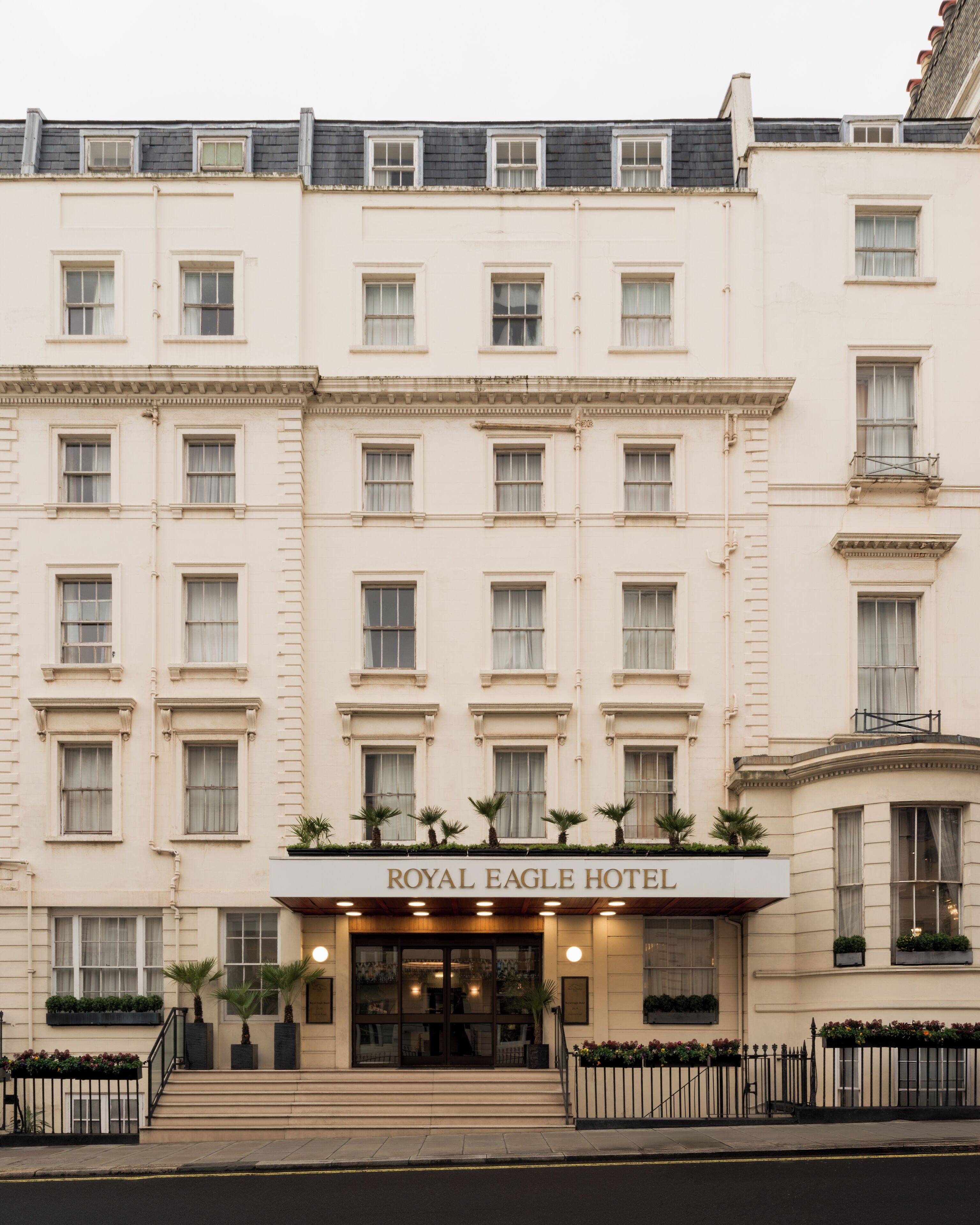 Photo - Royal Eagle Hotel
