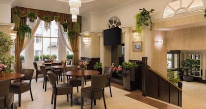Royal Eagle Hotel
