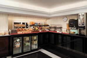 Daily continental breakfast (GBP 10.99 per person)