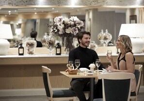 Breakfast, lunch and dinner served - Athens Zafolia Hotel (Athens)