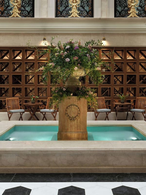Sauna, Turkish bath, body treatments, aromatherapy, Thai massages