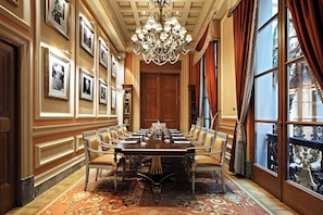 Meeting facility