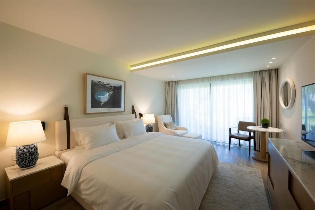 1 habitación, ropa de cama de alta calidad, edredón y minibar 
