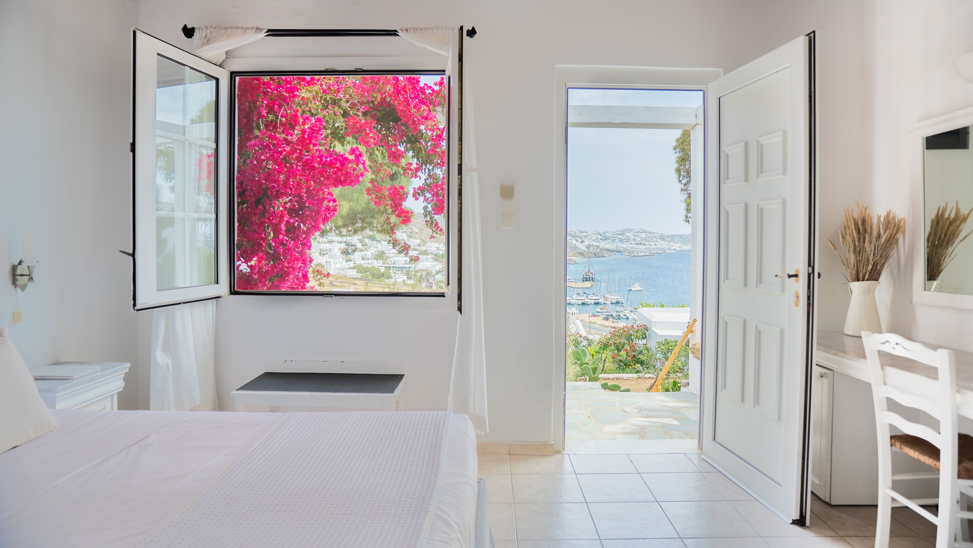 standard room, sea view | 1 bedroom, egyptian cotton sheets, select comfort beds, minibar