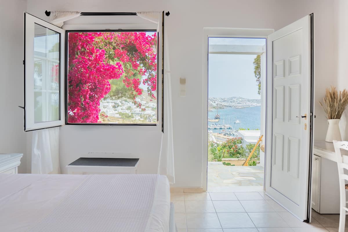 standard room, sea view | 1 bedroom, egyptian cotton sheets, select comfort beds, minibar