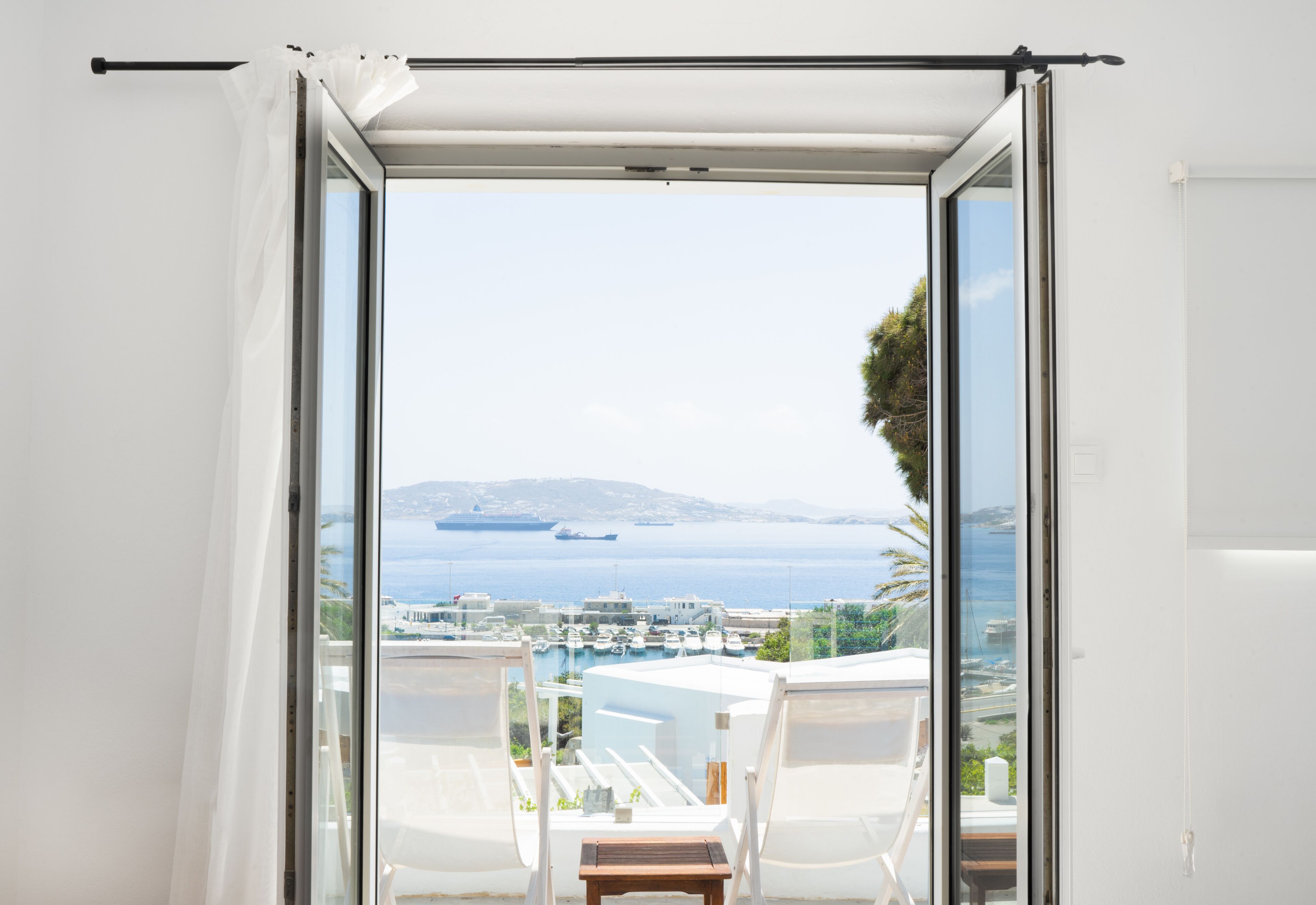 superior room, sea view | 1 bedroom, egyptian cotton sheets, select comfort beds, minibar