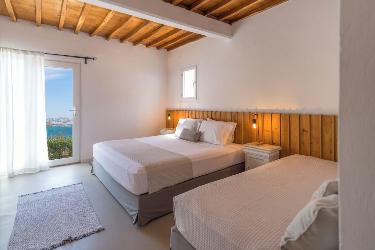 Bungalow, Sea View | Egyptian cotton sheets, Select Comfort beds, minibar, in-room safe