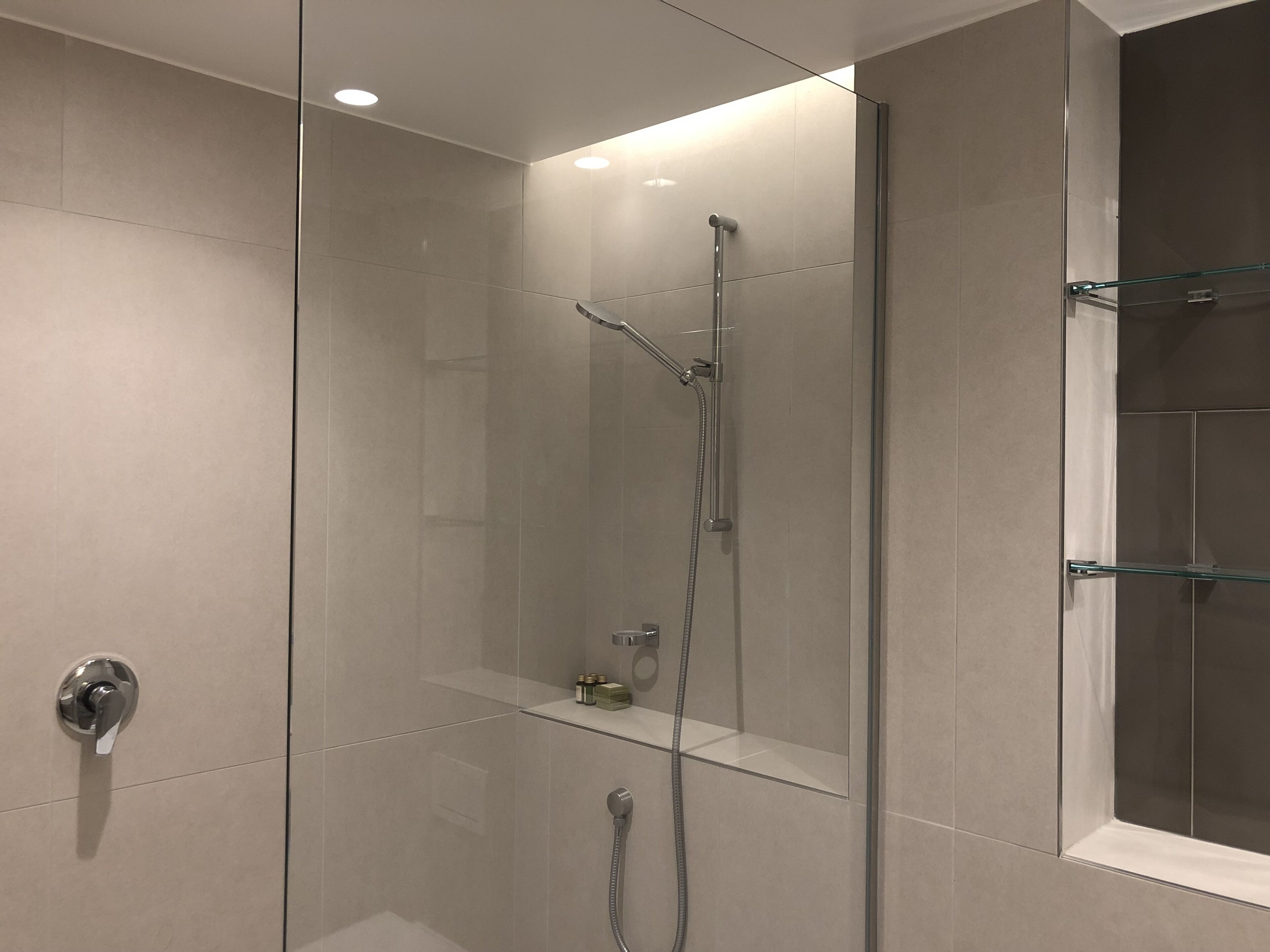 junior suite | bathroom | eco-friendly toiletries, hair dryer, towels