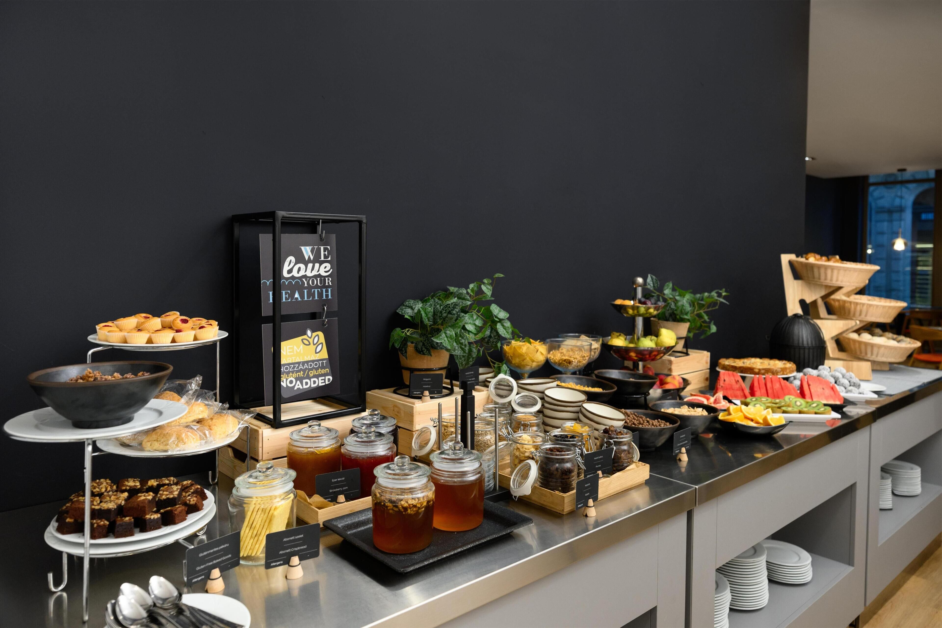 Petit déjeuner buffet