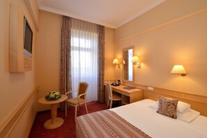 Superior Double Room | Hypo-allergenic bedding, blackout drapes, soundproofing, free WiFi