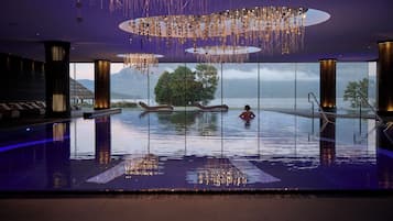 3 indoor pools, outdoor pool, open 7:00 AM to 9:00 PM, sun loungers