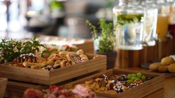 Daily buffet breakfast (EUR 25 per person)