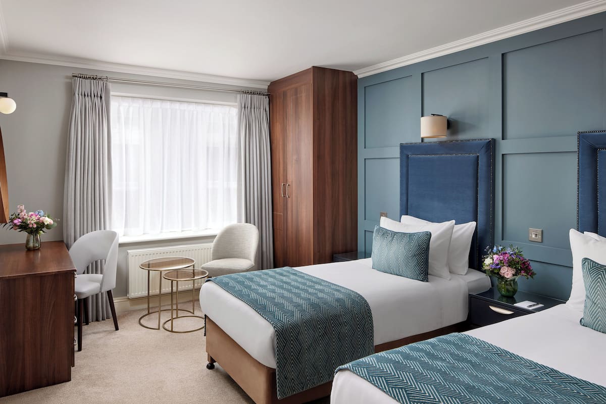 Twin Room, 2 Twin Beds | Premium bedding, in-room safe, laptop workspace, iron/ironing board