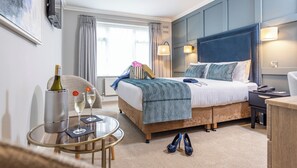 Double Room | Premium bedding, in-room safe, laptop workspace, iron/ironing board - The Sandymount Hotel (Dublin)
