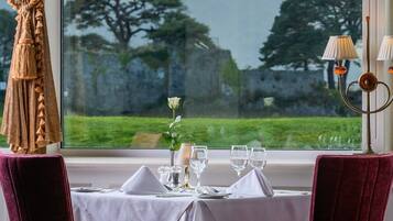 Breakfast and dinner served, Irish cuisine