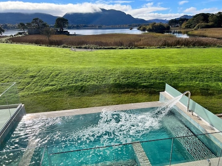 Piscina infinita. The Lake Hotel Killarney