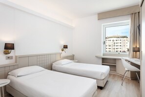 Standard Room, 2 Twin Beds | 1 bedroom, minibar, desk, bed sheets