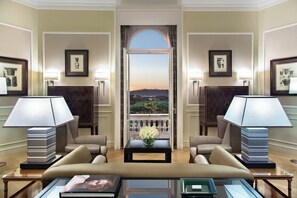 Presidential Suite, 1 Bedroom | Living room