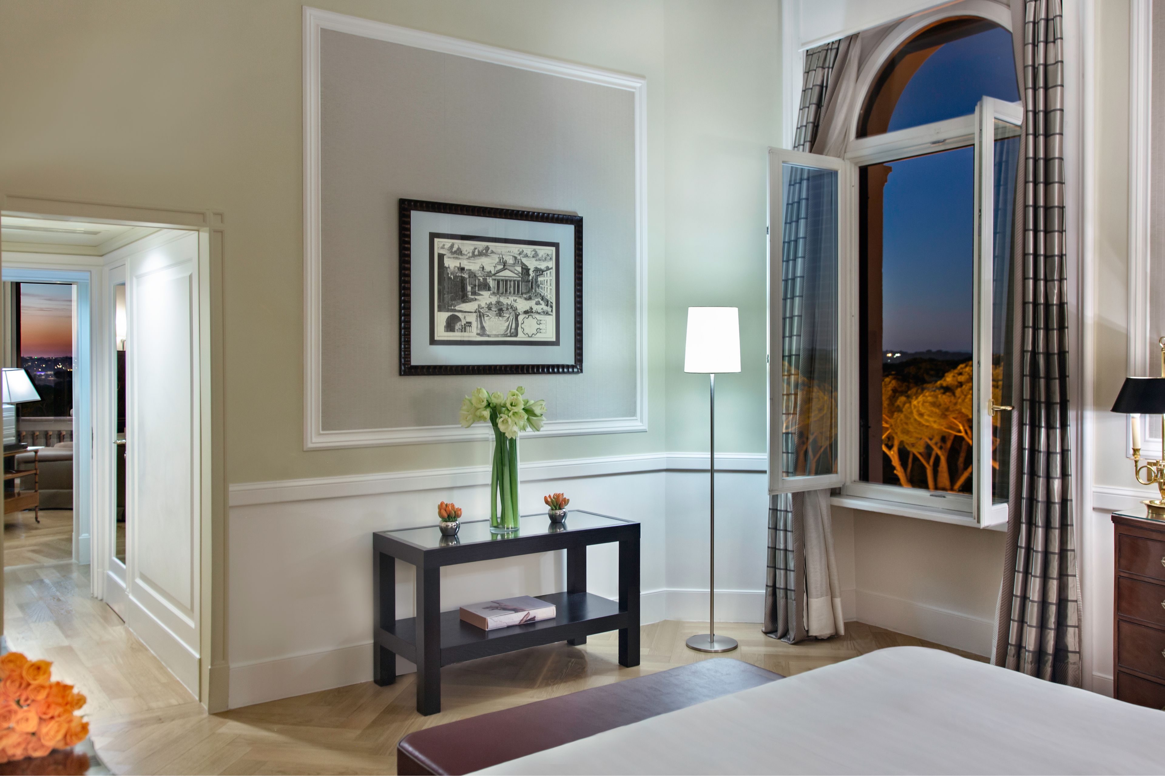 presidential suite, 1 bedroom | 1 bedroom, down duvets, minibar, in-room safe